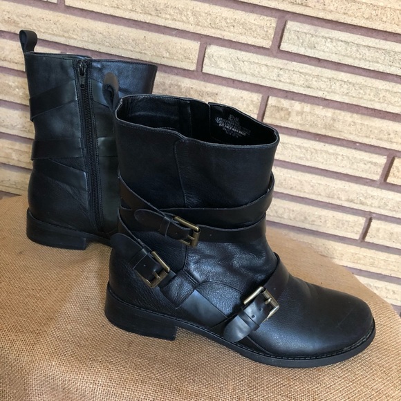 Black Leather Ankle Boots - Size 8.5 - 8 1/2 - Nine West - Black Booties - Picture 1 of 15